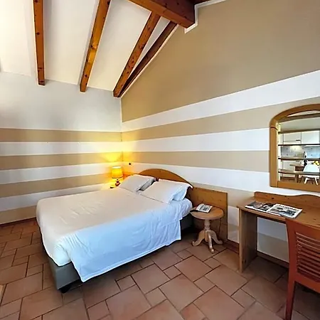 Manci By America Aparthotel