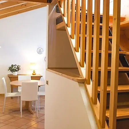 Manci By America 4*