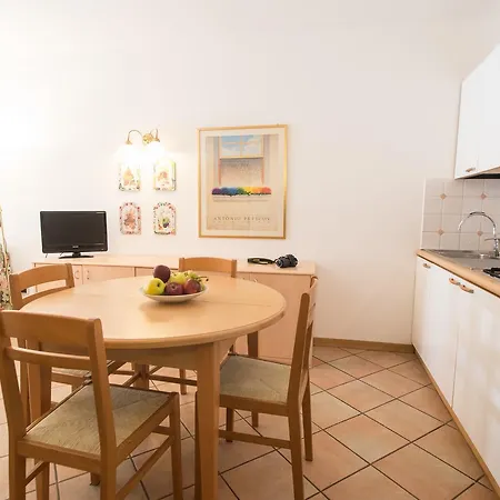 Lejlighedshotel Manci By America 4*