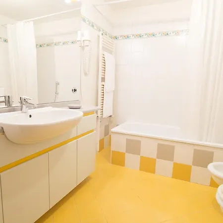 Manci By America Aparthotel Trento